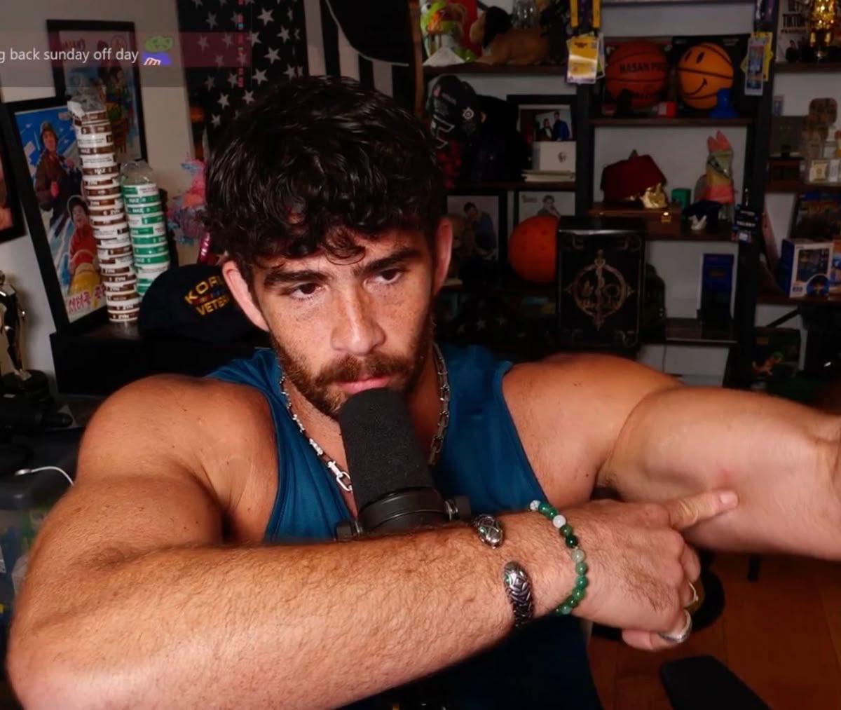 belak🌪️ tweet media