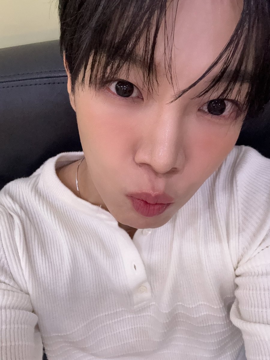 콤이.. tweet media