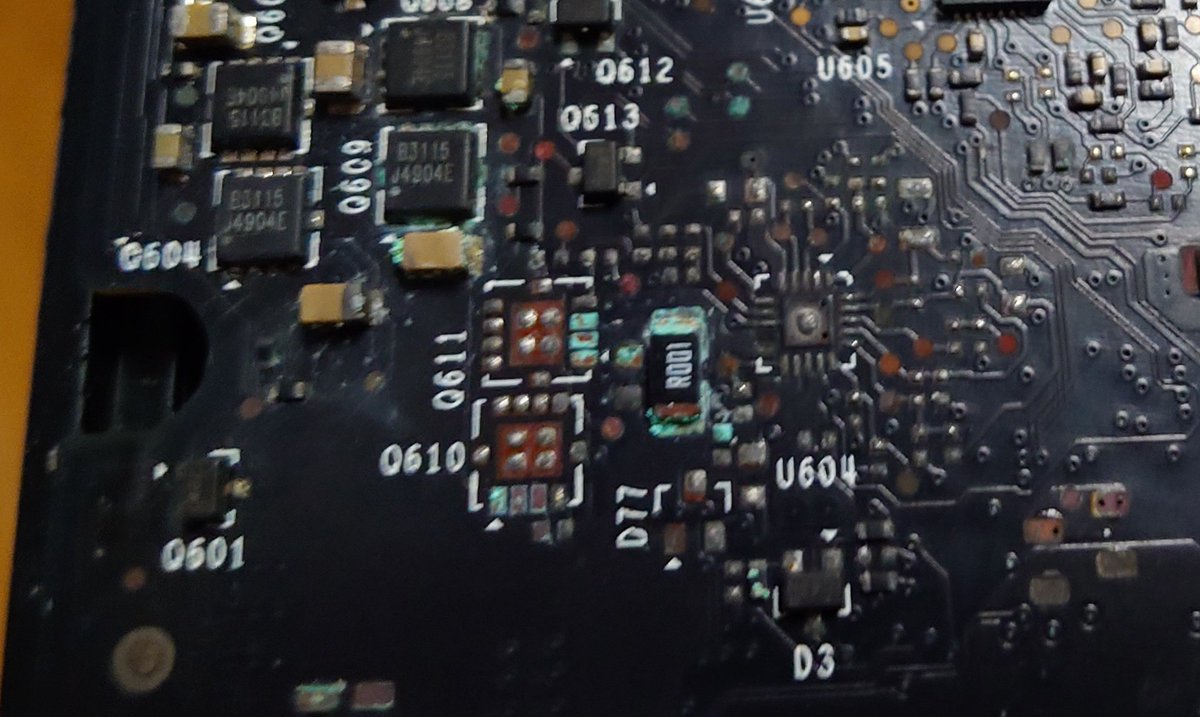 セージ tweet media