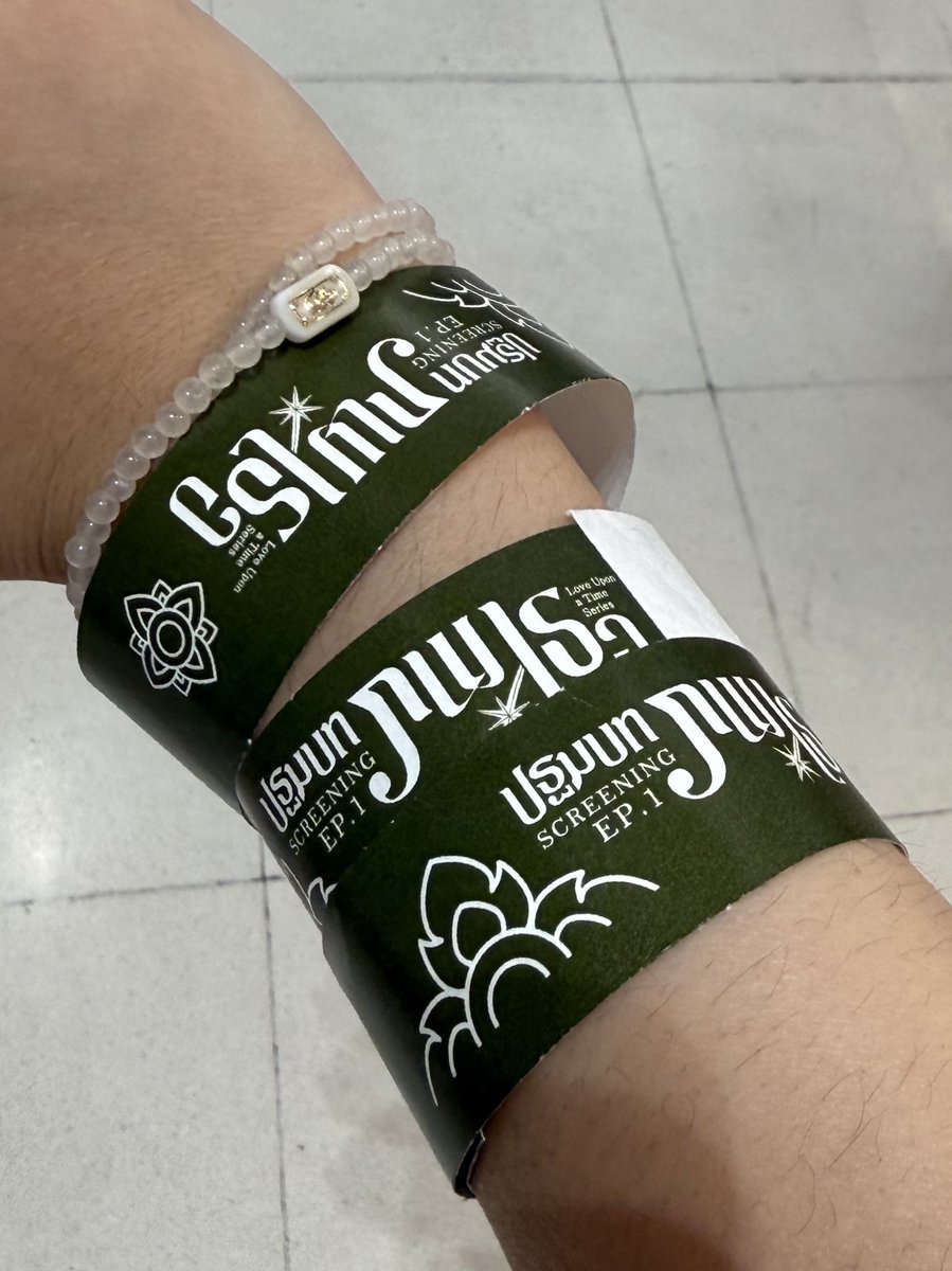 inmyluvv's tweet photo. ในที่สุดก็จะได้ภพเธอ 🕰️🤍✨

#คืนนี้ภพกันภพเธอ
#ภพเธอTheSeries
#LoveUponATimeSeries https://t.co/AFyic7fWCp