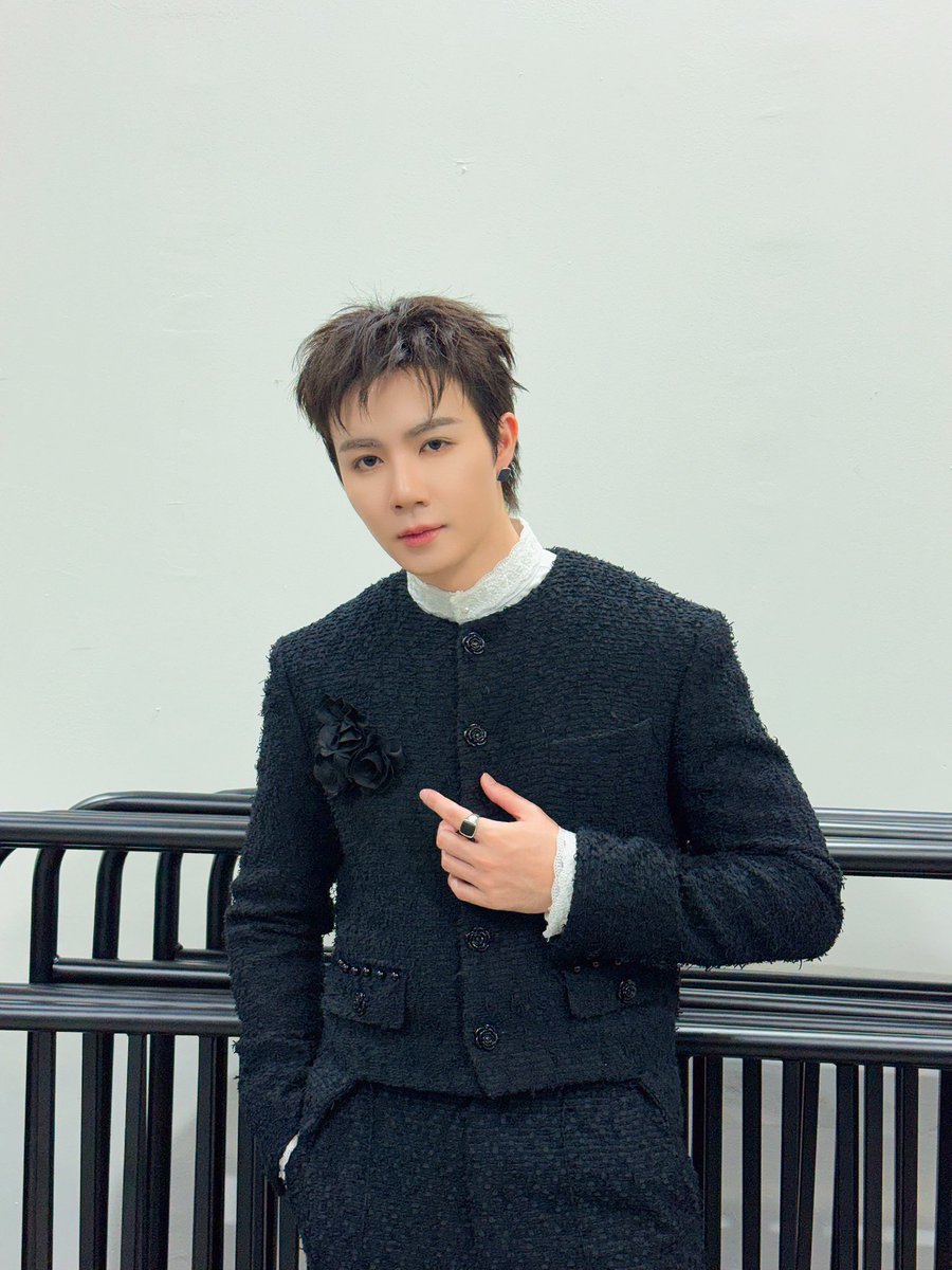 วันนี้ฝากส่งกำลังใจให้สุดหล่อ คุณพรึกด้วยนะครับ ✌🏻🫰🏻❤️
#COSMOKOREAxZeePruk