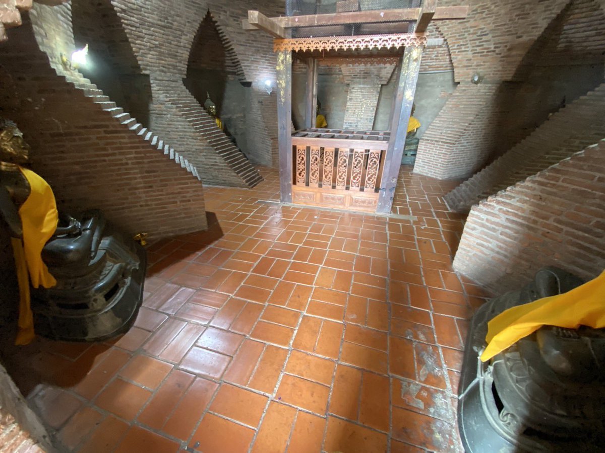 กรุณาใช้สติตัวเองเป็นที่ตั้ง 🪔 tweet media