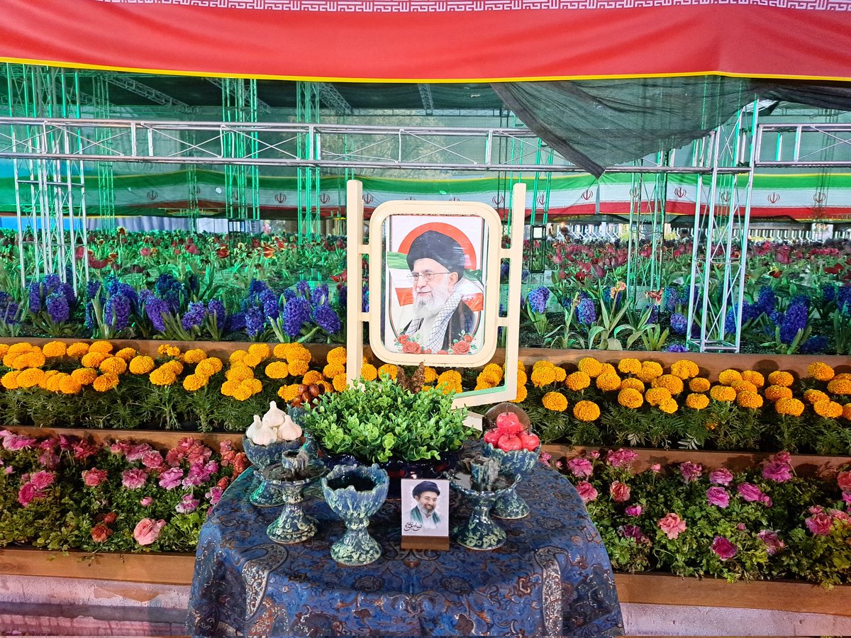 خانم معلم tweet media