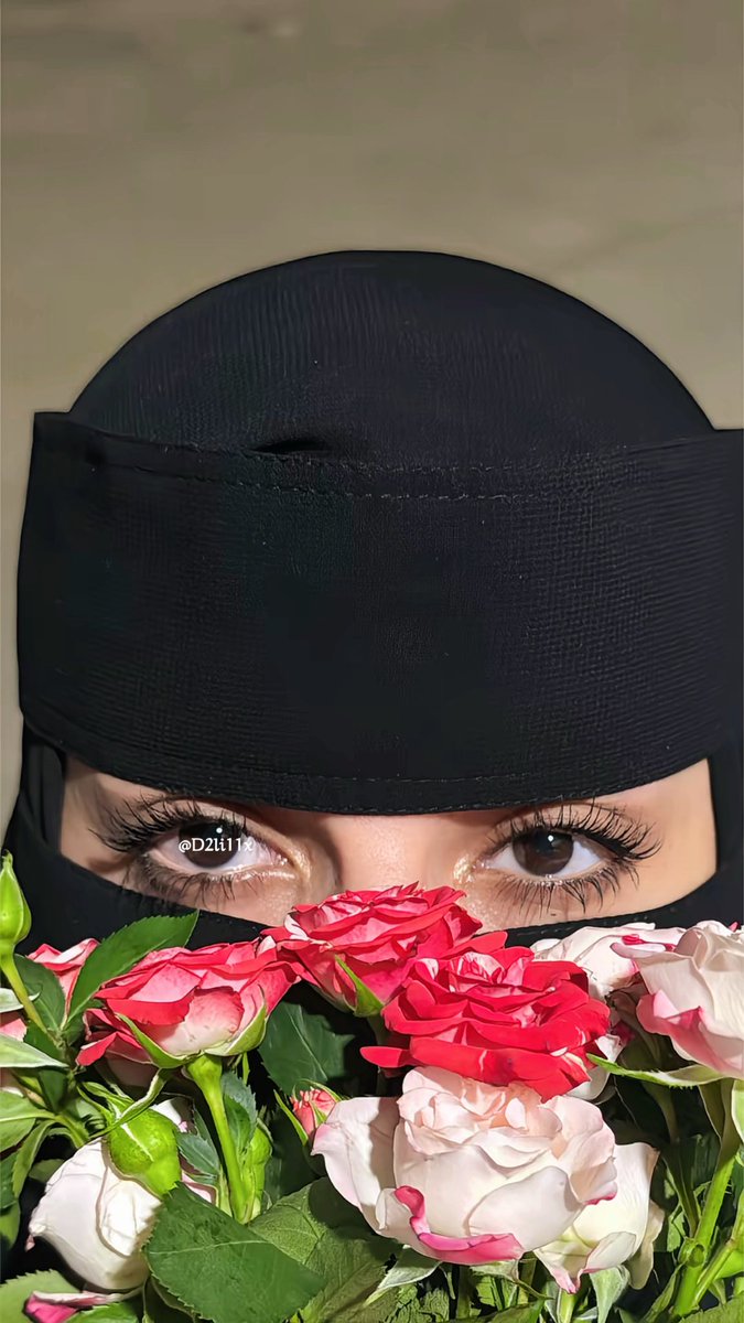 D2li11x's tweet photo. مدمنه على المبالغة فيني. https://t.co/sfG1IblRSv