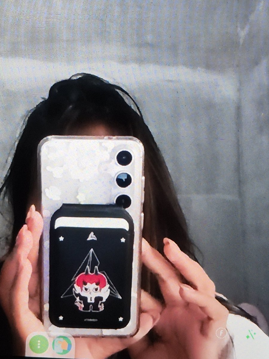 nA blank tweet media