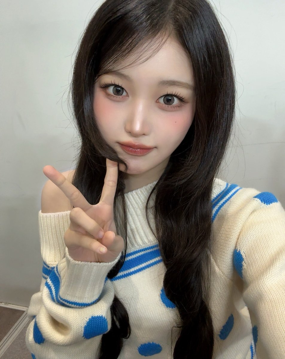 sa2m2nam3's tweet photo. [#SMNote]

🤳🏻

#SAYMYNAME #세이마이네임 #SMN #セマネ https://t.co/1Br3BgpANB