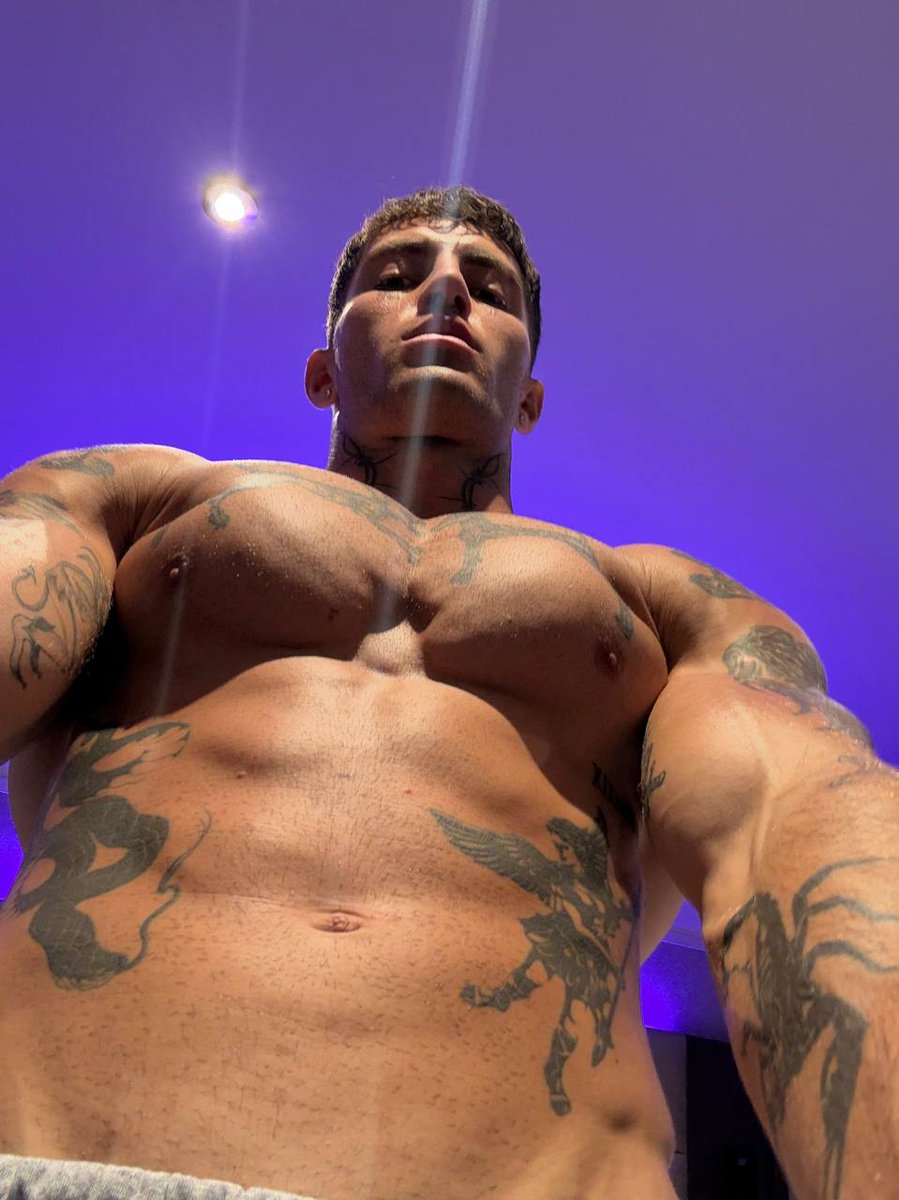 Alpha_god_ems tweet media