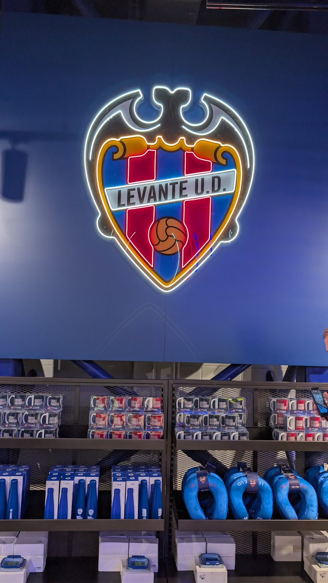 Vladimir Hlushko tweet media