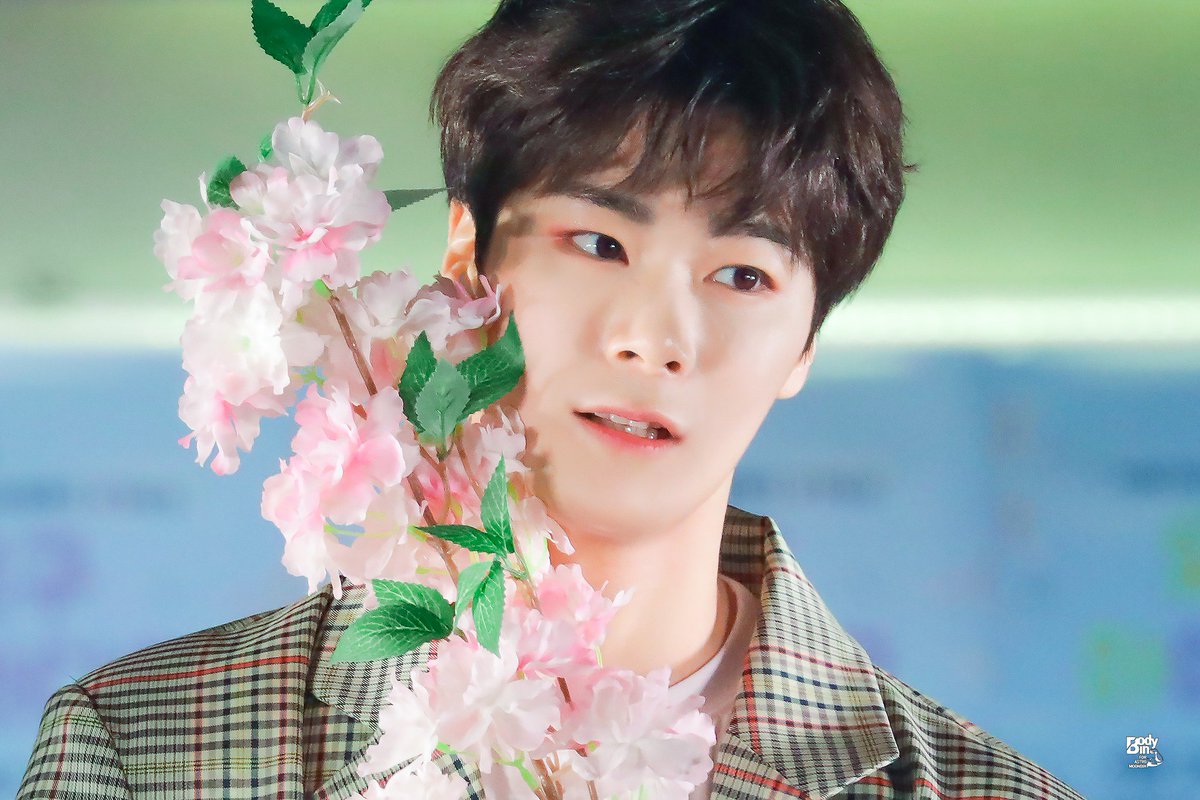 DALBLUE _ tweet media