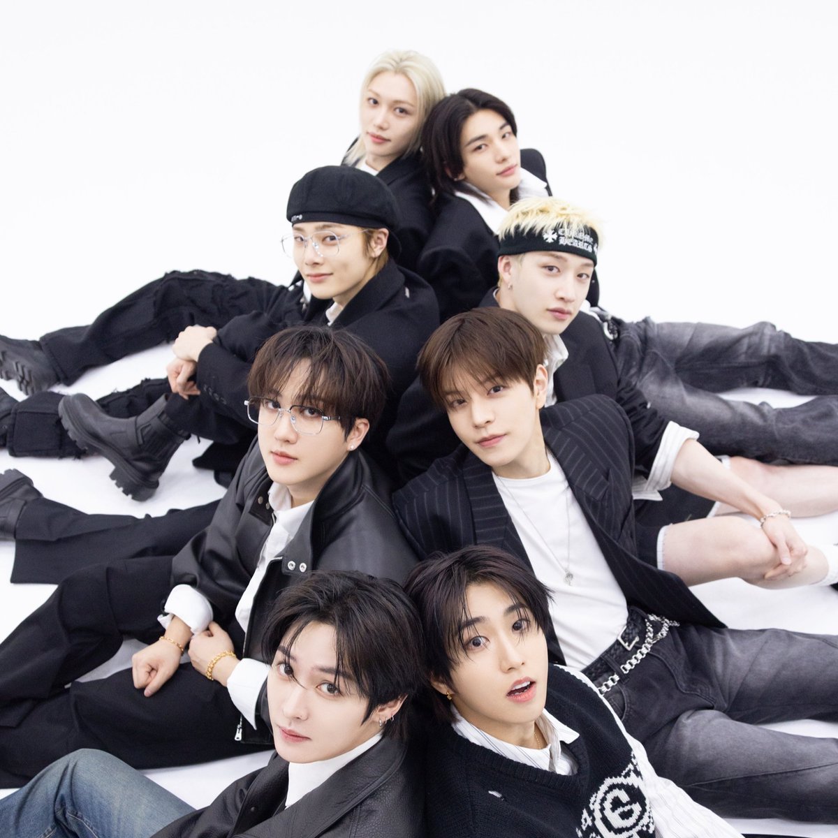 KOREAN SALES tweet media