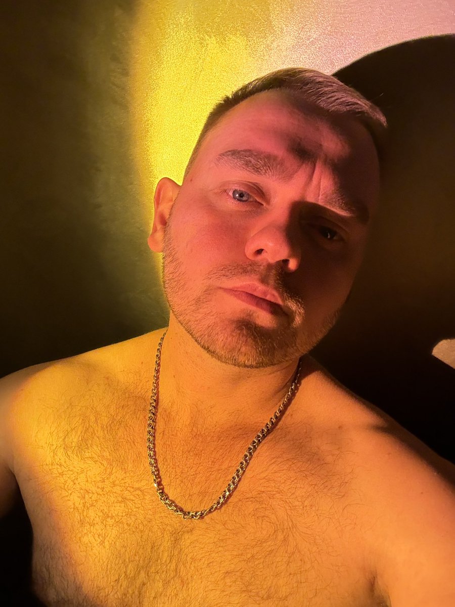 сдобная булочка без корицы tweet media