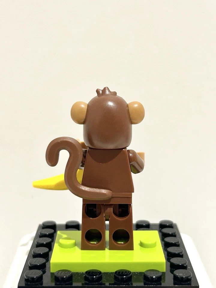 infinitybricks8's tweet image. Time to go bananas! This monkeying around is strictly encouraged 🍌

#LEGO #LEGOminifigures #LEGOcollection #LEGOcommunity #LEGOaddictAFOL #LEGOreseller #LEGOforsale #MonkeyCostume #Banana #CMF #LegoAddict #MonkeyBusiness