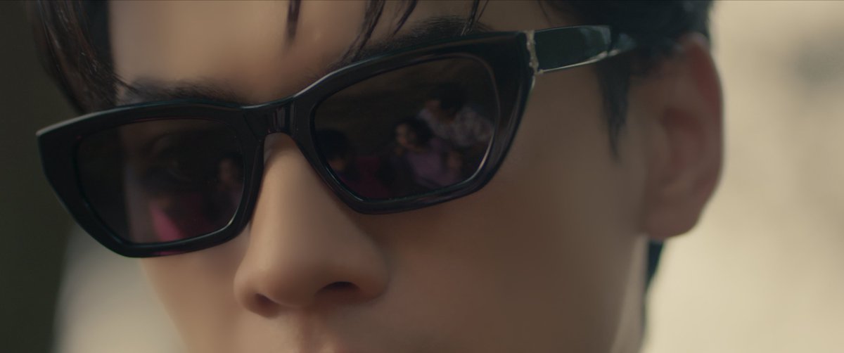 Netflixth tweet media