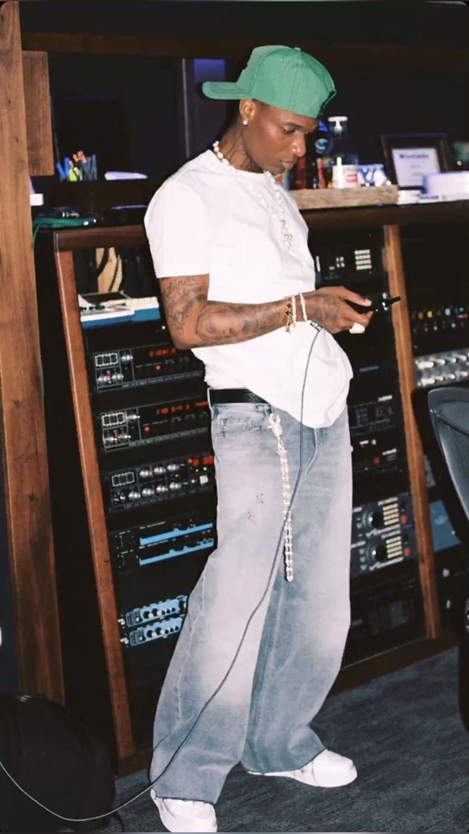 WizkidCore tweet media