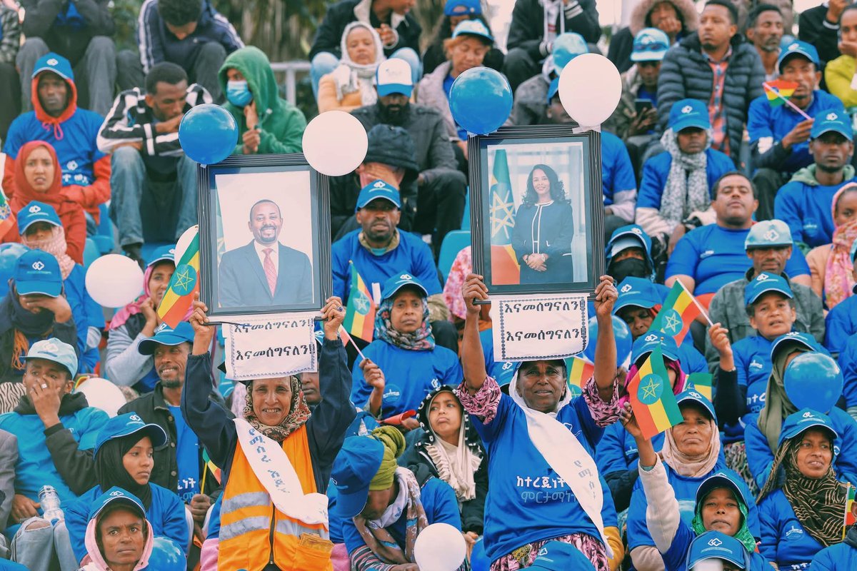 AdanechAbiebie's tweet photo. ዛሬ ማለዳ በምግብ ዋስትና እና በወጣቶች የሥራ ላይ ልምምድ ፕሮግራም 15,492 ተጠቃሚዎችን ከተረጂነት ወደ ምርታማነት በማሸጋገር አስመርቀናል።

ባለፉት 5 ዓመታት በሴፍትኔት ፕሮግራም ከ695 ሺህ በላይ ነዋሪዎችን ወደ ምርታማነት አሸጋግረናል።
ይህ በክቡር ጠቅላይ ሚኒስትር @AbiyAhmedAli ይፋ የሆነውን “ልመናንና ተረጂነትን ዜሮ የማድረግ” ራዕይ በከተማችን ስኬታማ እየሆነ መምጣቱን የሚያሳይ ተጨባጭ ውጤት ነው። #AddisAbaba #Ethiopia