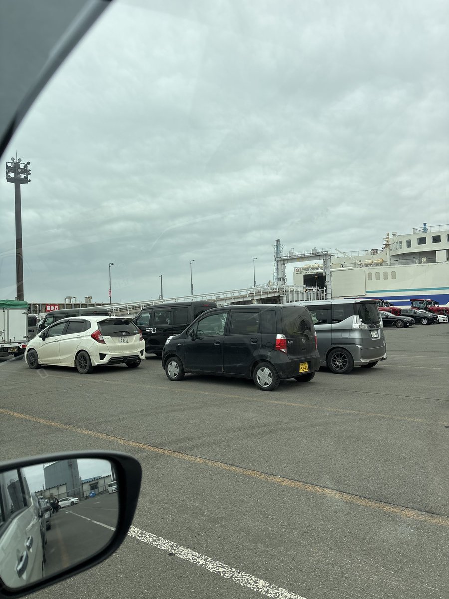 ガリ男 tweet media