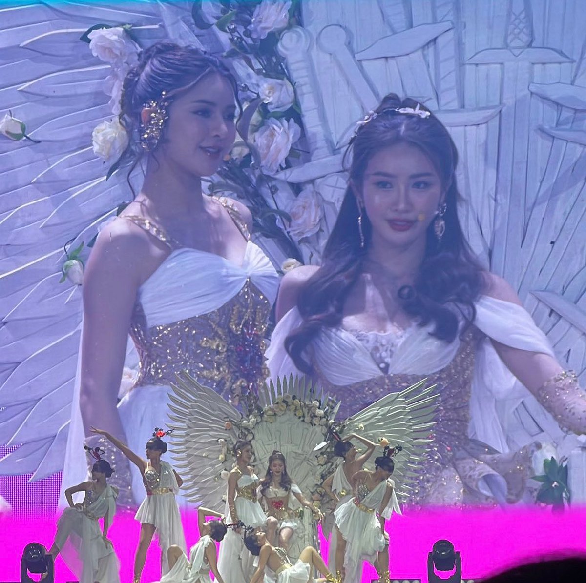 Natsiya Prommart tweet media