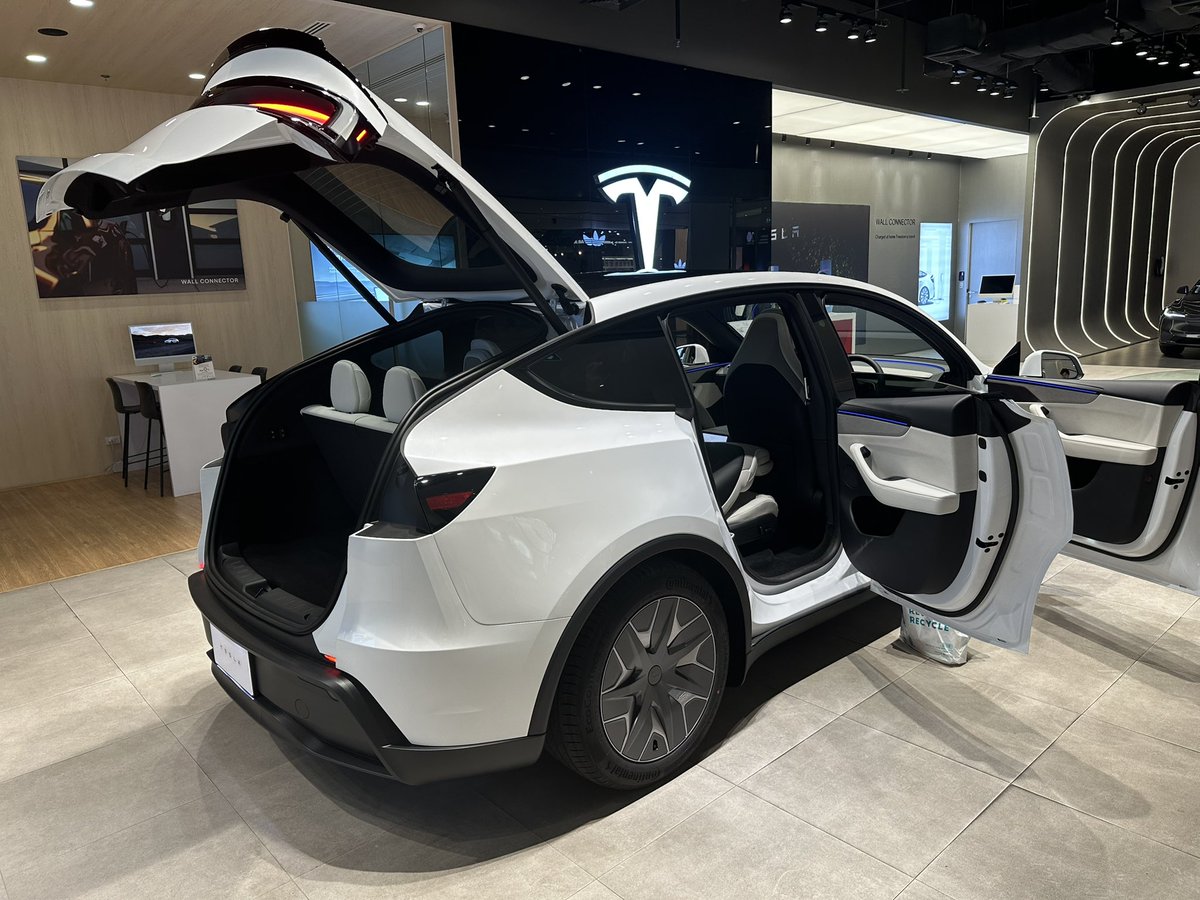 Warren Redlich - Chasing Dreams 🇺🇸 tweet media