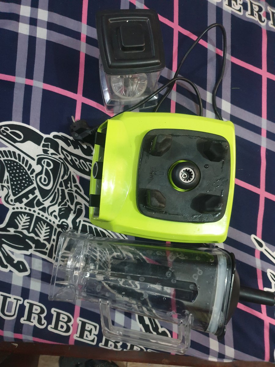 OLORI CHOCOLATE SEYI 👑🔥🍫 tweet media