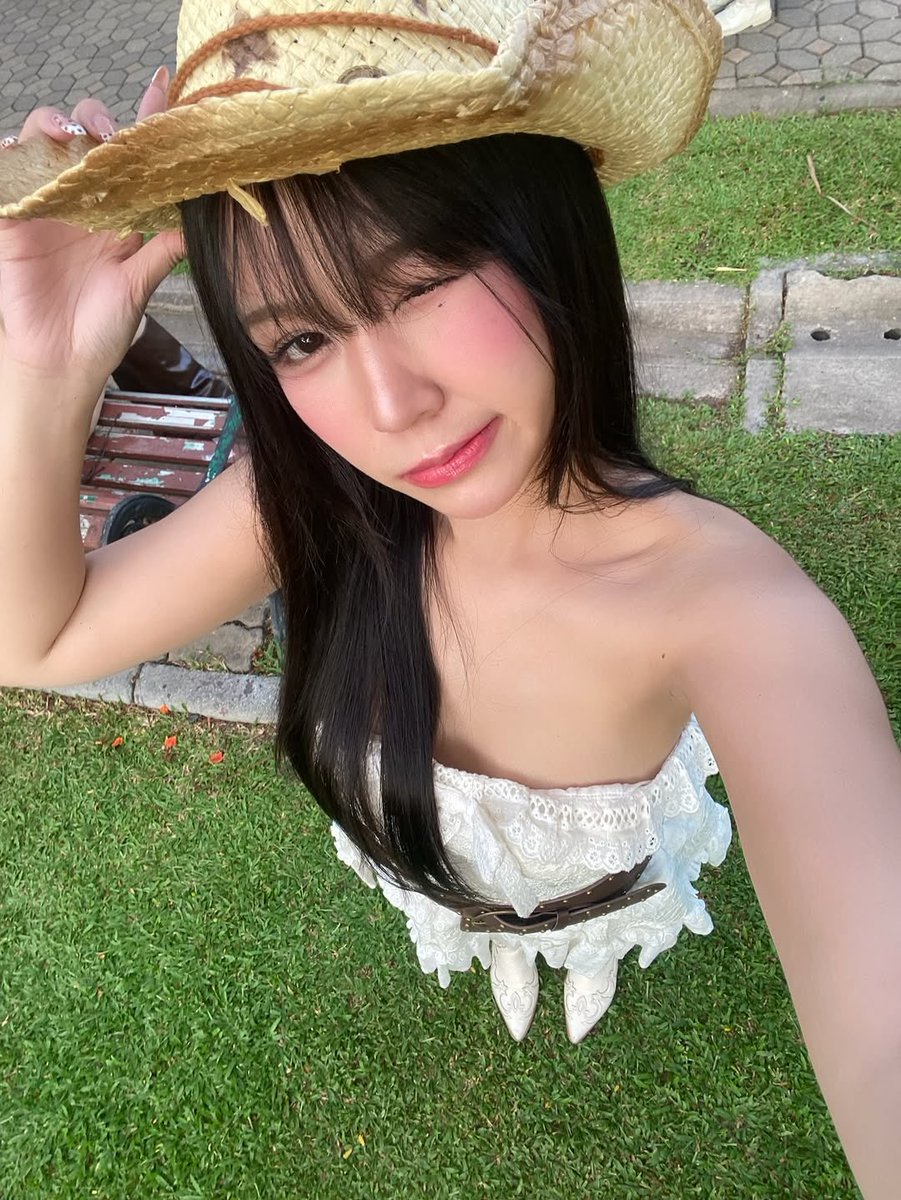 fc_earthbnk48's tweet photo. Earth‘s IG Update!! 

💚🚀🌏

#EarthNapason
#earthnps
#littleE
#Earthland
———
📍 ช่องทางการติดตาม : https://t.co/yVLvjn0dpW https://t.co/iU0IANDxu2