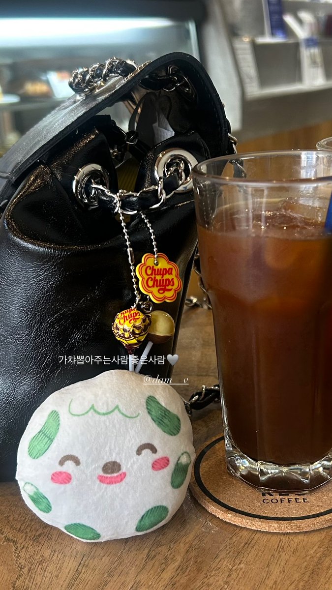 빵빠레마왕 tweet media