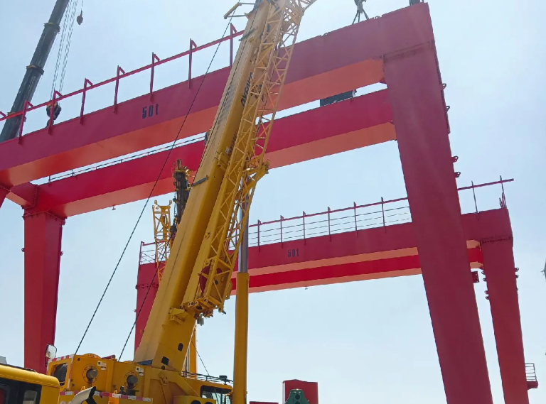 Jinghe_crane's tweet image. From ship to shore, every second counts. ⚡ Precise control and efficient turnover propel terminal throughput to new heights.
#PortMachinery #Efficiency #SmartPort
#PortEquipment #TerminalEfficiency #LogisticsEquipment #ProfessionalReliability
Website: xxjhglobal.com