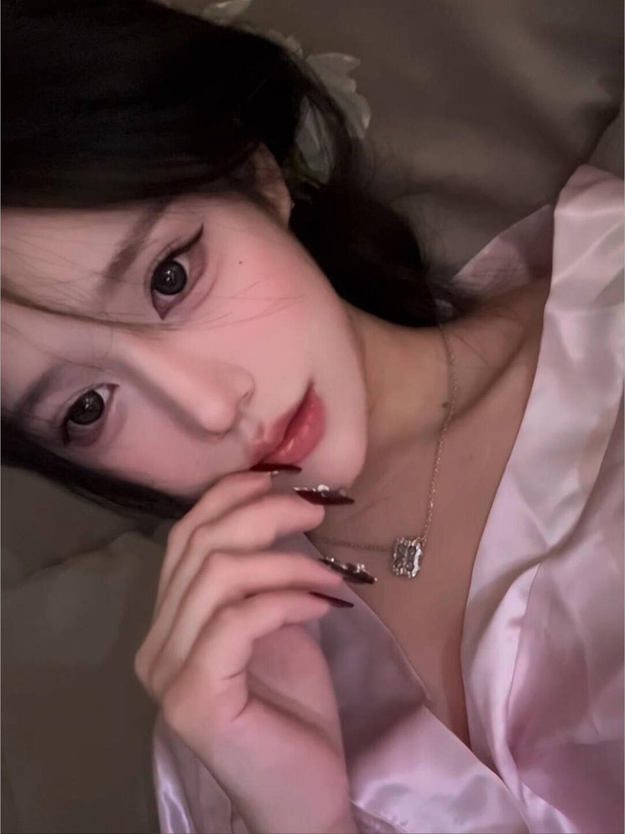 盼盼丫 tweet media