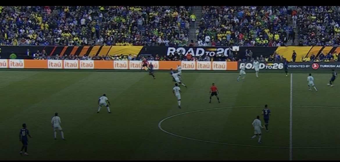 Mehdi 💙🤍 tweet media