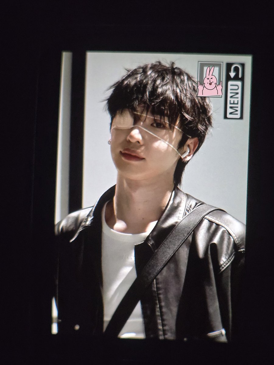 sing_vickyy🐰🤘🏻 tweet media