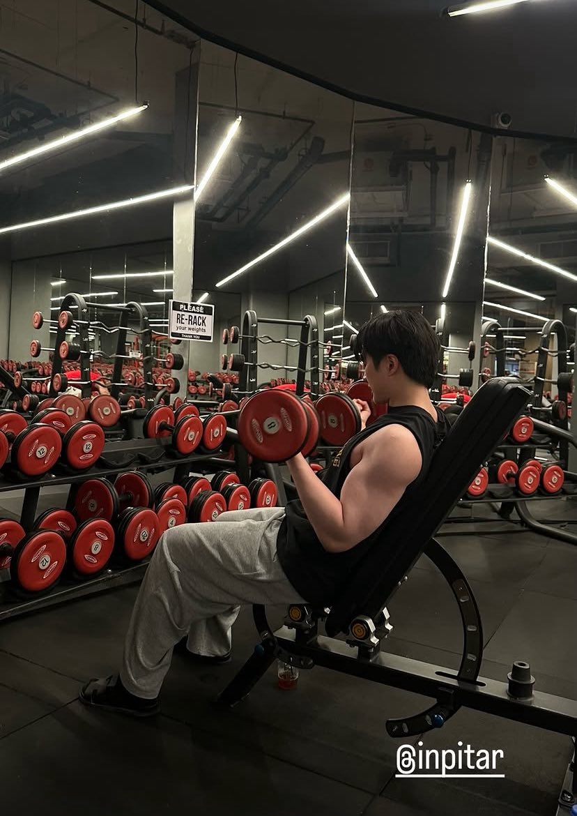 อัยชิ (slow) tweet media