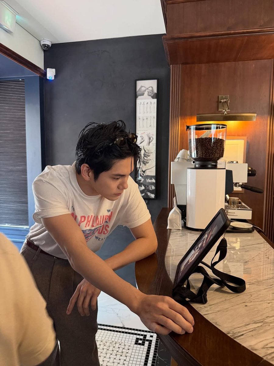 옹성우 갤러리 tweet media