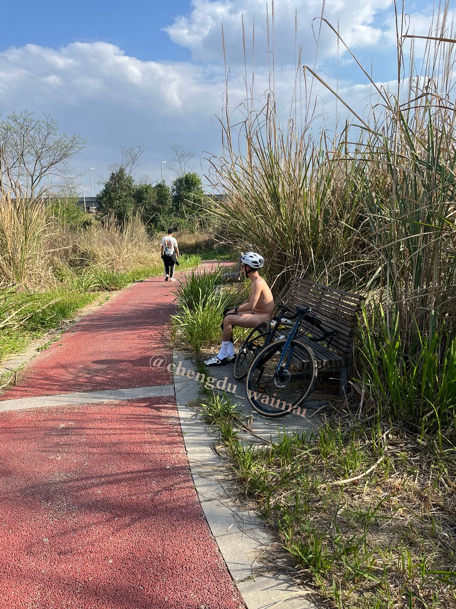 成都外卖小哥 tweet media