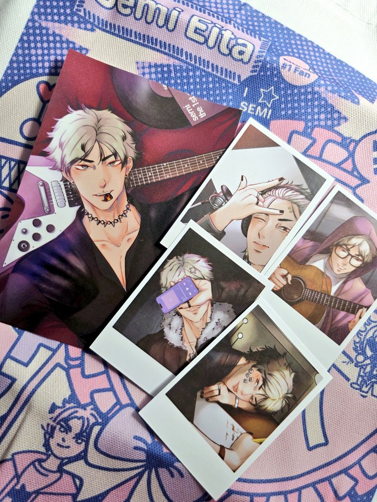 my semi eita official fan membership kit came home today 💜 thank you for having me!! had the greatest time drawing our rockstar semi 🤘🏻

#SetTheStageSemiCSE <a href="/semieitacse/">Set the Stage.ᐟ : A Semi Eita CSE ☆</a>