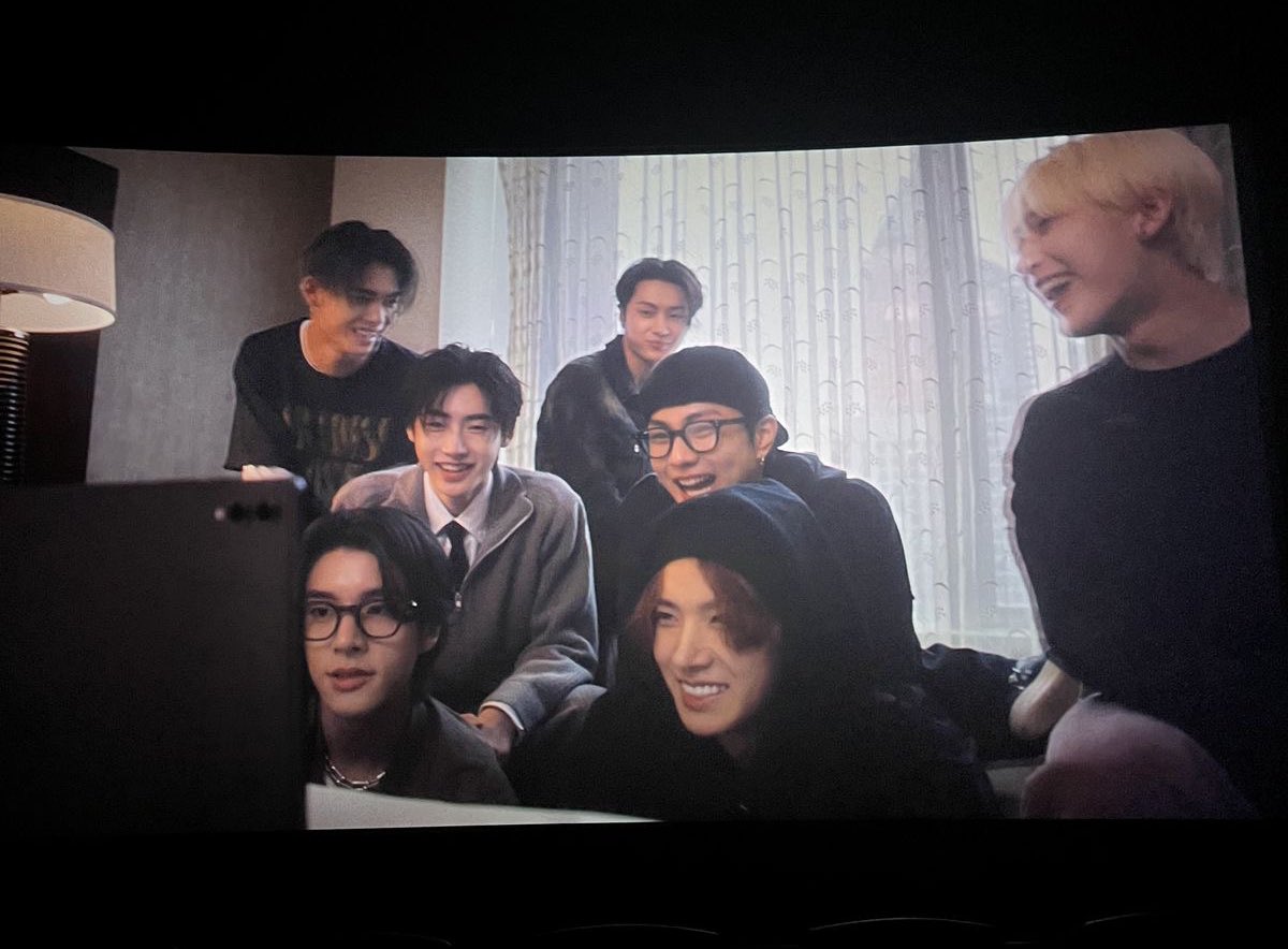 liv♡fan tweet media