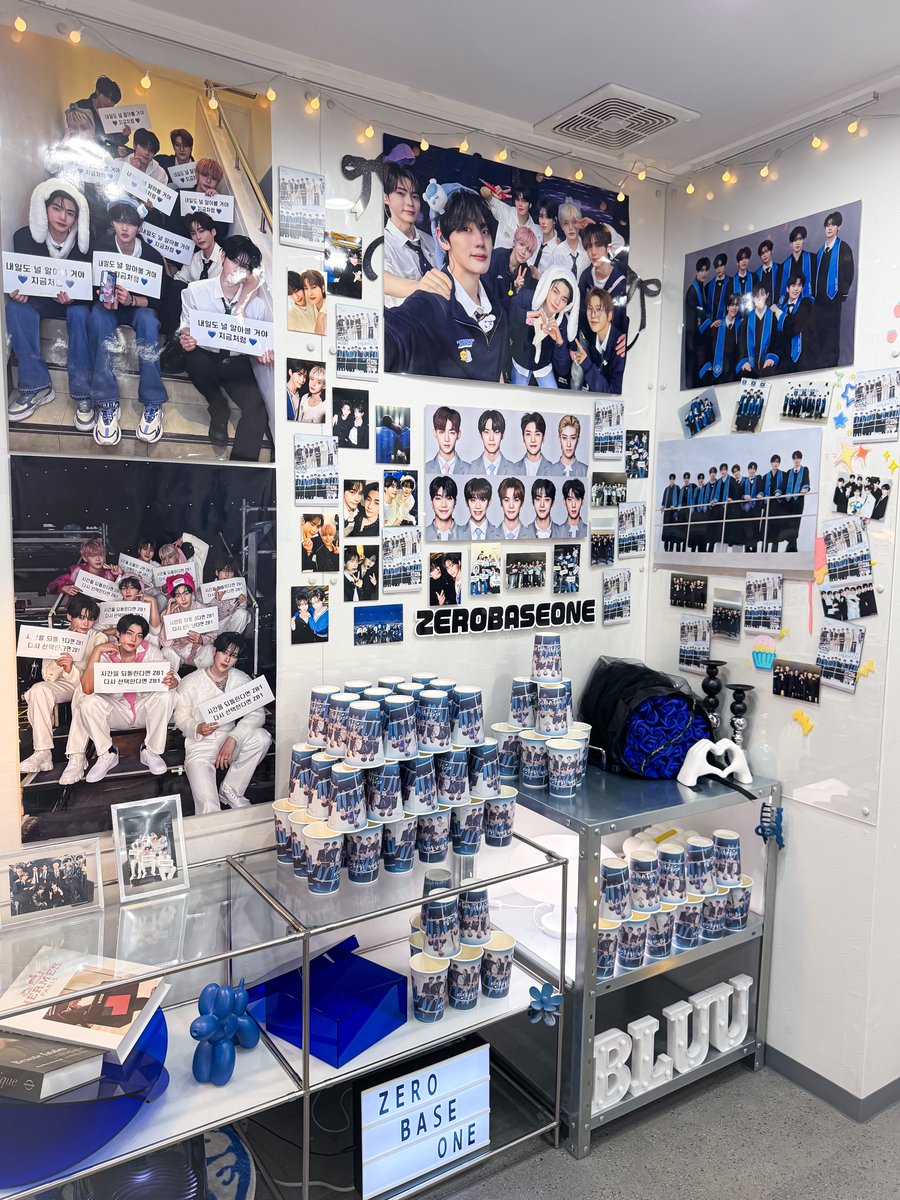 𝐜𝐚𝐟𝐞 𝐛𝐥𝐮𝐮 tweet media