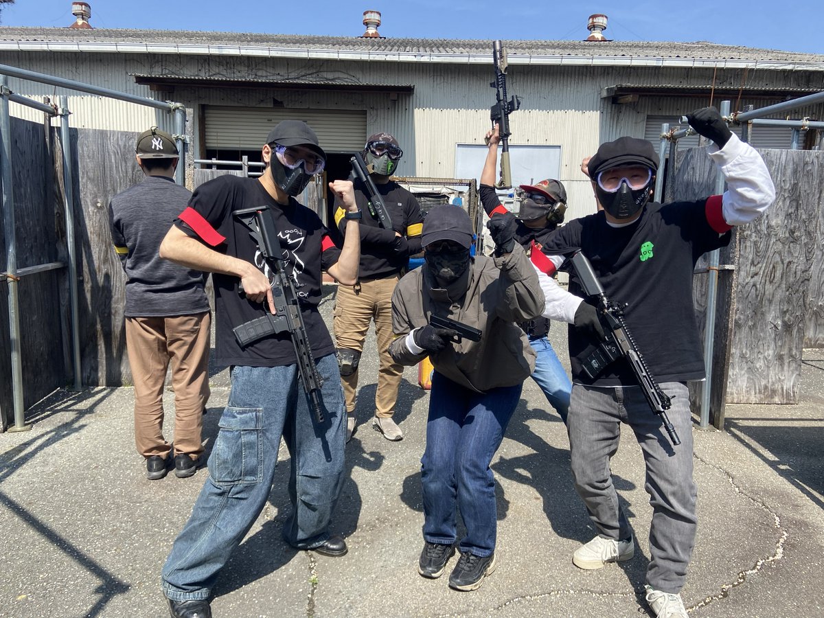 【福崎店】🍊本日は定例会にご参加ありがとうございました！
少人数様でしたが初サバゲーでもガンガン前に出てめちゃくちゃ盛り上がりましたね✨
ベテランさん達も優しく対応して頂きありがとうございました♪
またのご来場お待ちしております！🤗
#ゴースト福崎
↓ゲーム画像
photos.app.goo.gl/wYRJXokWMvy8PG…