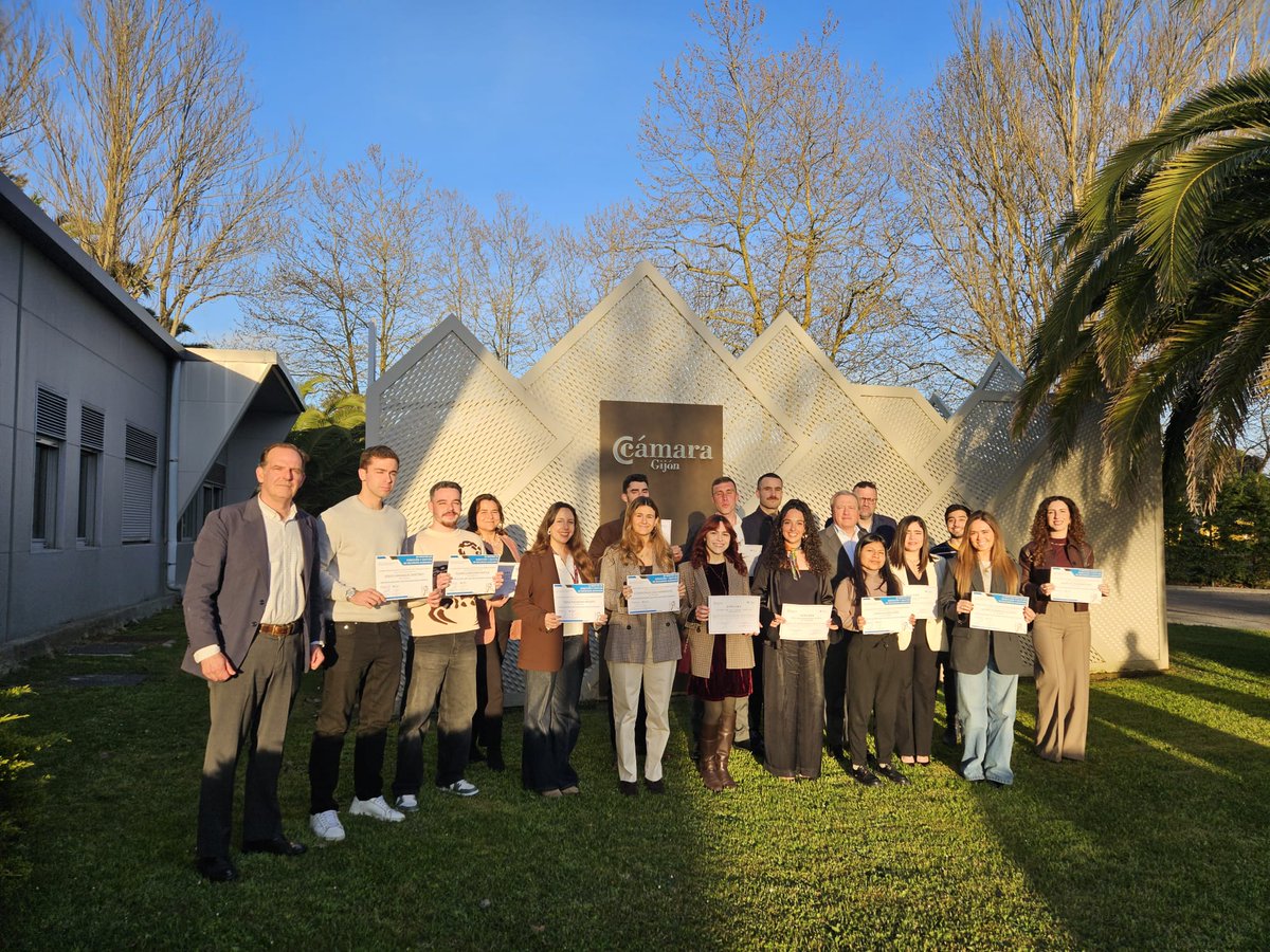 Cámara de Comercio de Gijón tweet media