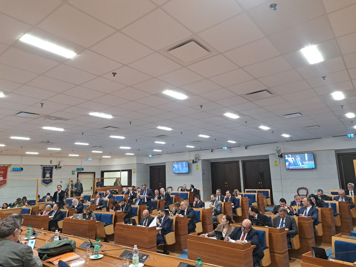 #Campania #Regione il Consiglio regionale ha approvato a maggioranza, con il voto contrario dell’opposizione, il Bilancio di previsione finanziario della Regione Campania per il triennio 2026/2028, manovra di oltre 38,5 miliardi di euro, di cui il 70% per la sanità.