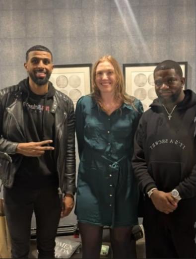 𝓚𝓷𝓸𝔁 tweet media