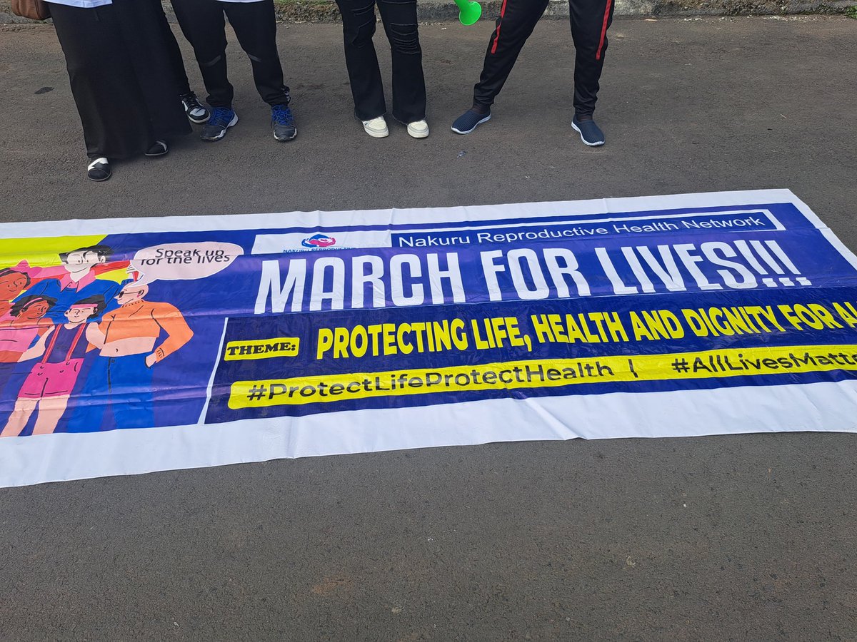 AteeZy28's tweet image. We march why:
👉🏾We march for all lives lost to violence 
👉🏾Femicide is claiming women's lives at alarming rate
👉🏾 Inclusive healthcare should be accessible to ALL
👉🏾 We demand accountability, dignity and protection for ALL
#ProtectLifeProtectHealth
#AllLivesMatter