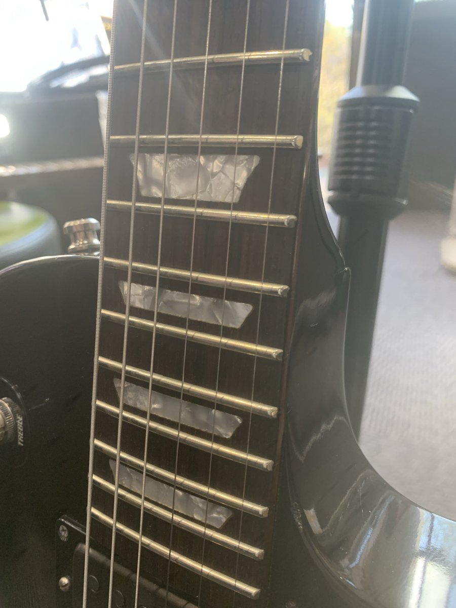 Guitars & Amps ROCKY tweet media