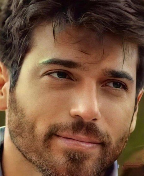 La vida está hecha de momentos,intentemos que cada uno de ellos sea inolvidable!Feliz viernes!#CanYaman