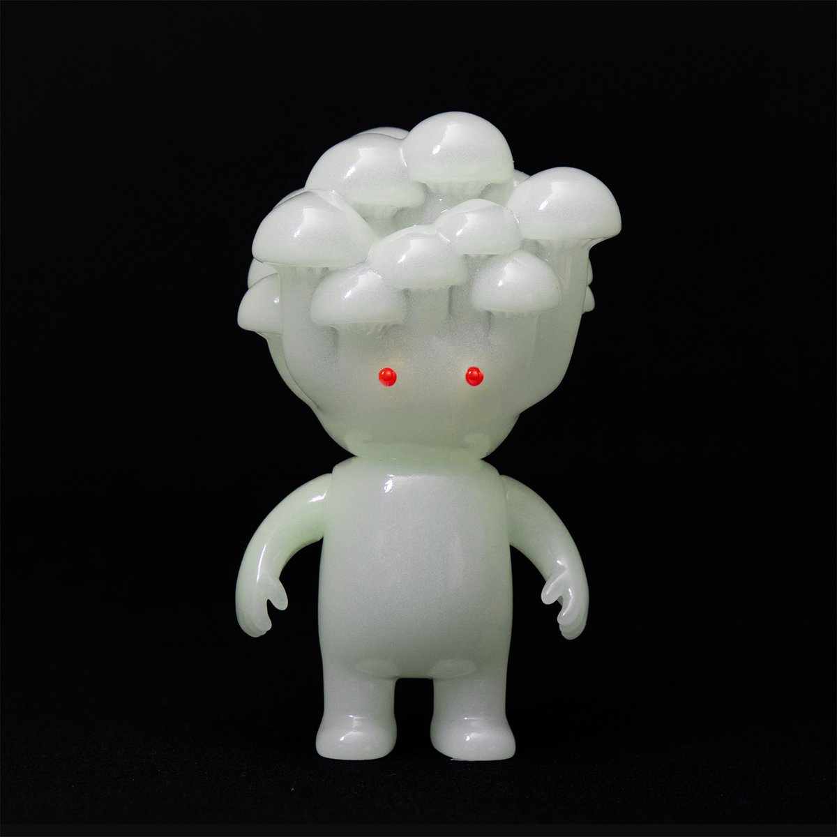 通販／商品のご案内】 #SKULLTOYS さんのソフビ「MMMR」 通販でも蓄光