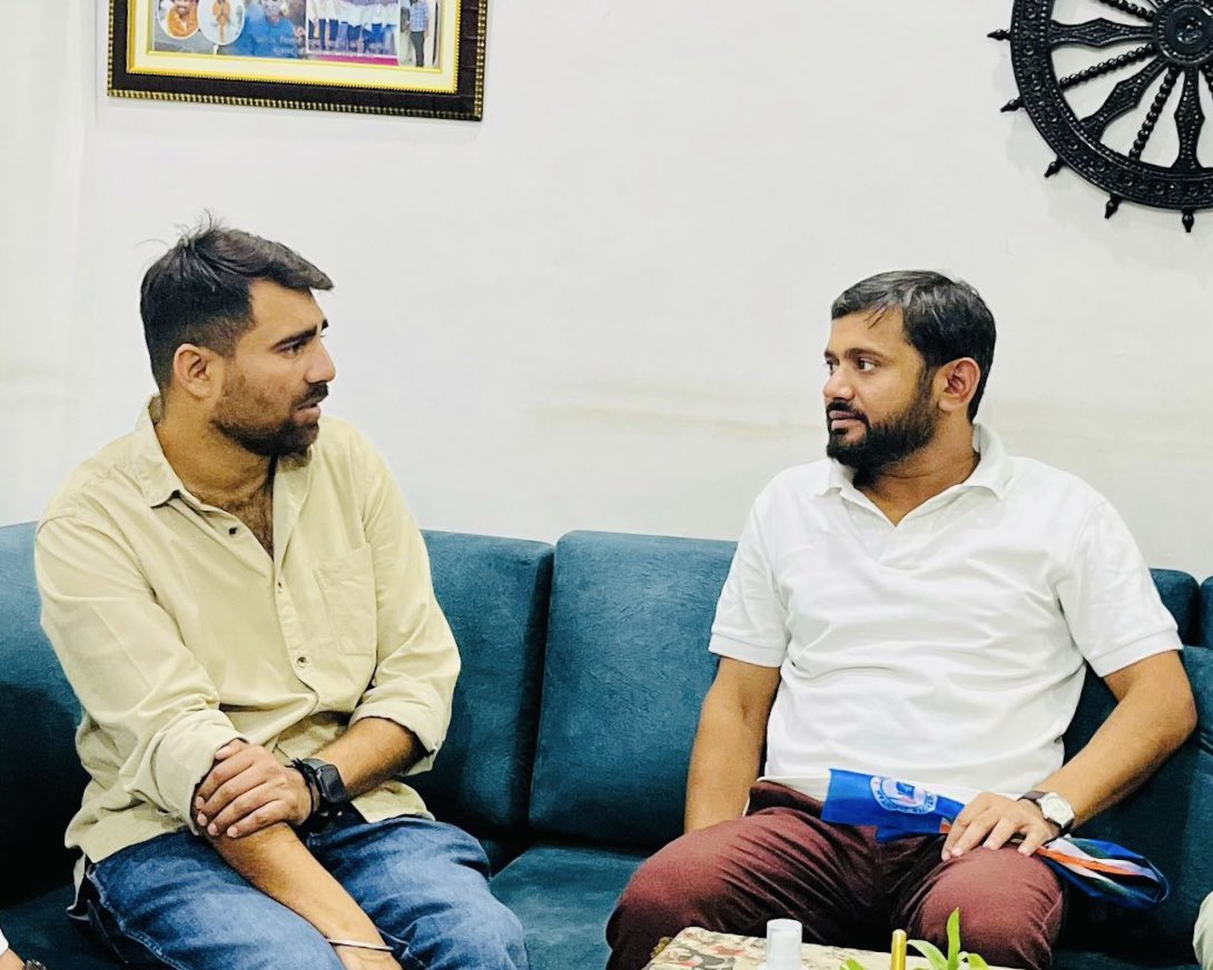 NSUI के राष्ट्रीय प्रभारी बडे भाई श्री कन्हैया कुमार जी को जन्मदिन की हार्दिक शुभकामनाएँ।
मैं आपके उत्तम स्वास्थ्य एवं दीर्घायु जीवन की कामना करता हूँ।
<a href="/kanhaiyakumar/">Kanhaiya Kumar</a>