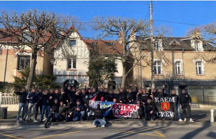 Le Parisien tweet media