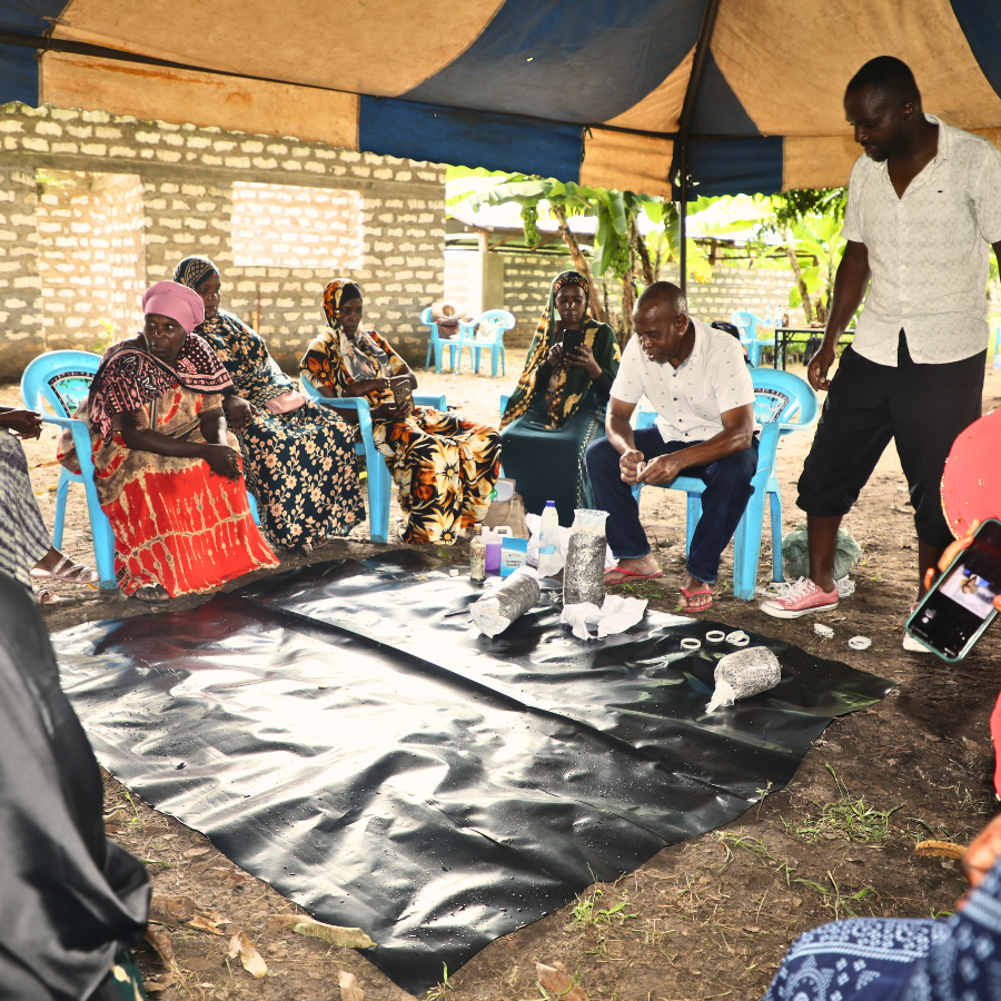 CRAWN TRUST tweet media