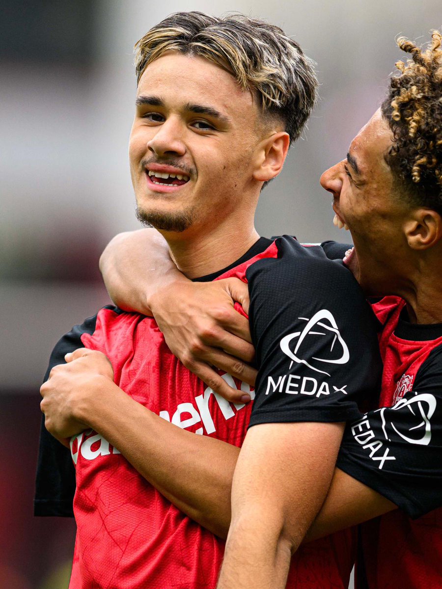 Bayer 04 Leverkusen tweet media