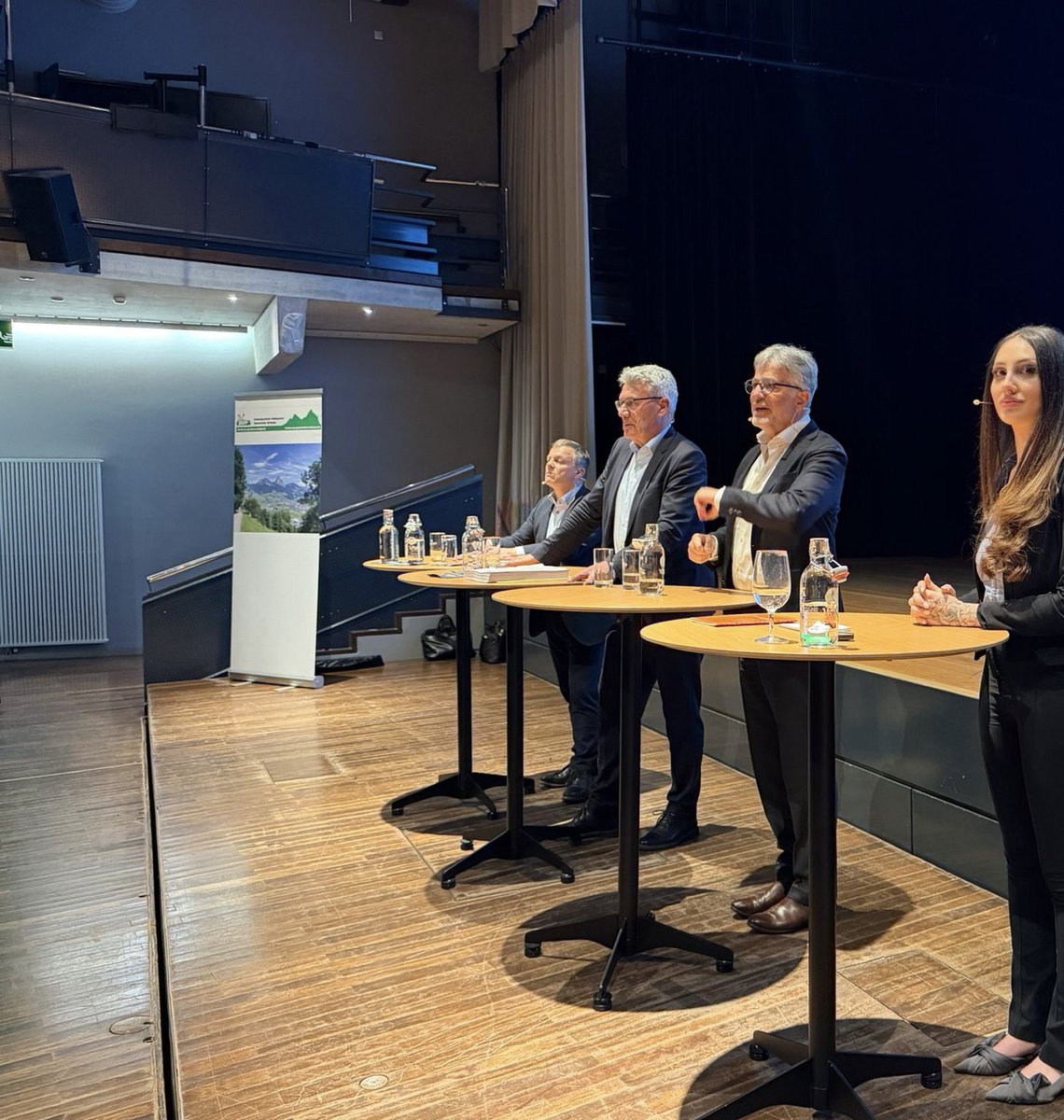 Vivienne Huber tweet media