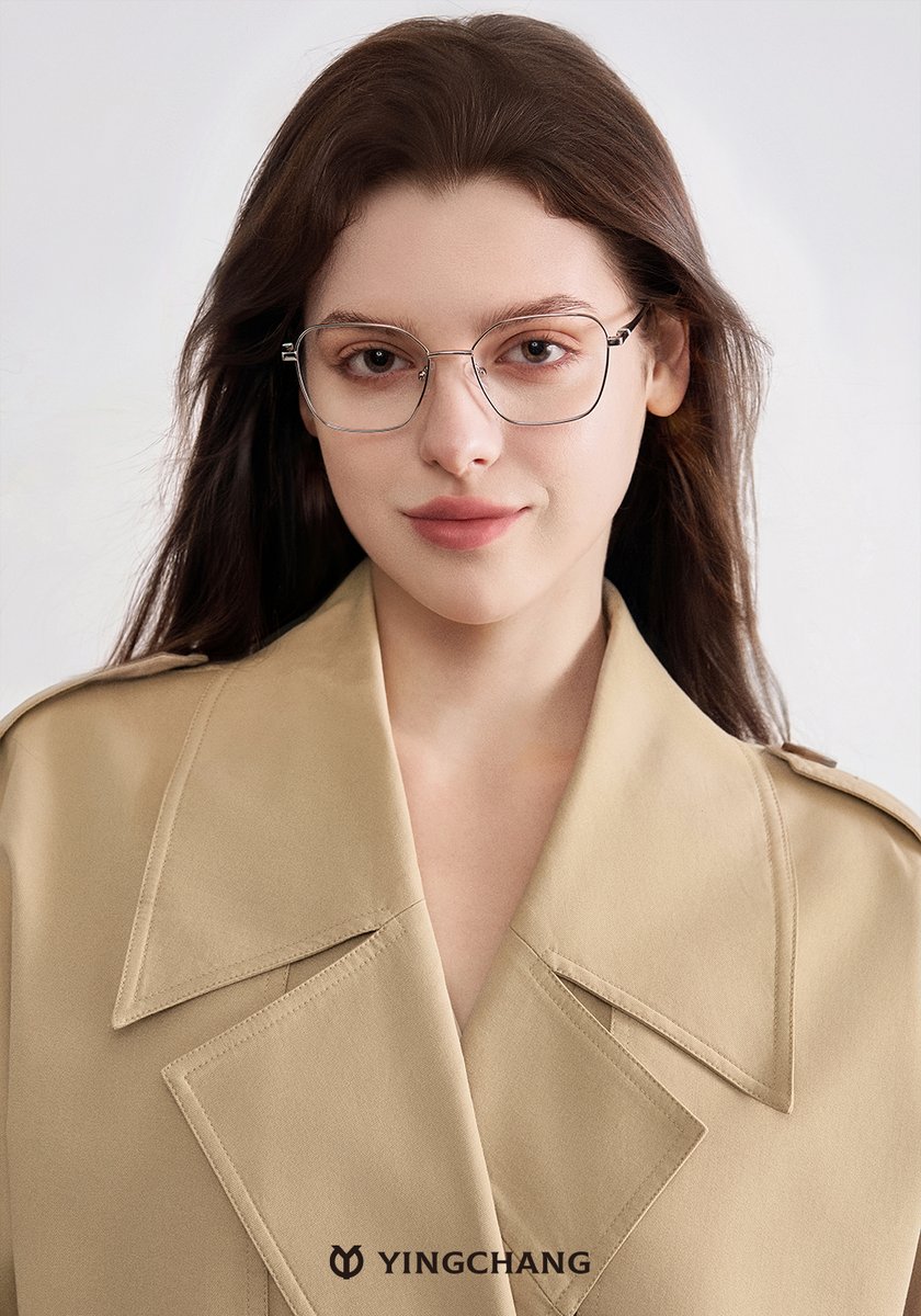 YINGCHANG_GROUP's tweet photo. A closer look ✨

Refined lines. Effortless elegance.
Our latest eyewear, now in focus.

#Eyewear2026
#WomensStyle
#ModernElegance
#FrameDesign
#StyleInFocus
#yingchangeyewear 
#eyewearmanufacturer 
#chinaeyewearfactory https://t.co/8VW3nRbbpV