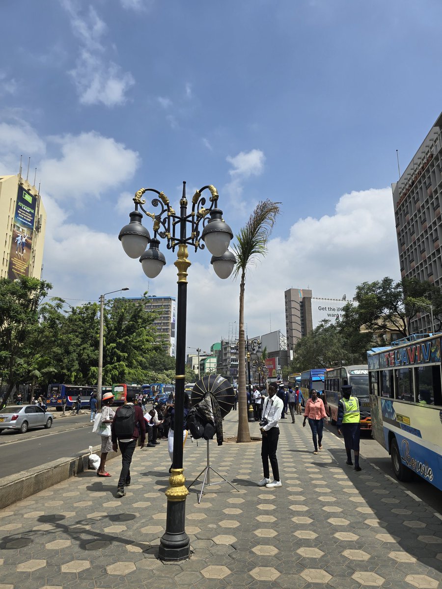 VinceErrands's tweet image. How clear is your camera?